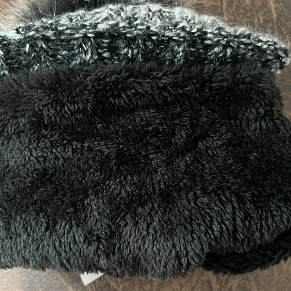 Jack & Missy Plush Lined Pom Pom Hat-NWT